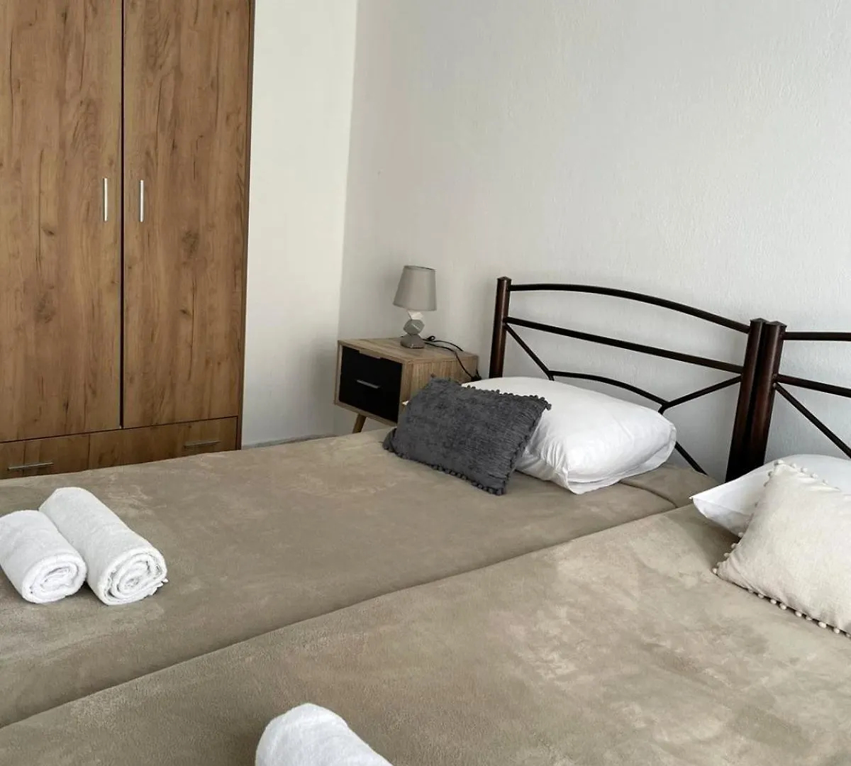 Isolde Apartment Kallithea  0*, Kallithea (Chalkidiki) Grekland