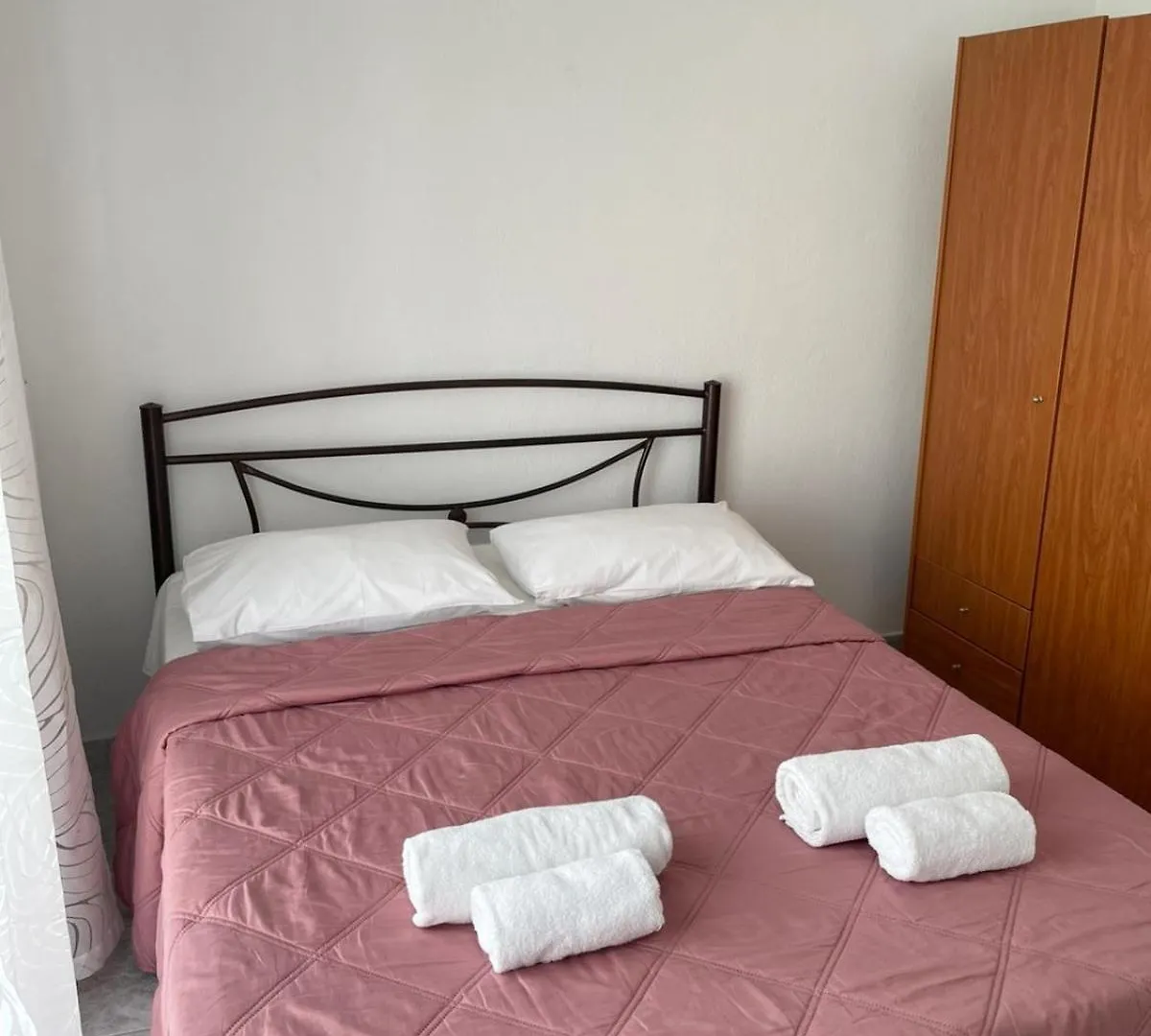 Semesterbostad Isolde Apartment Kallithea  Grekland